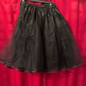 Crinoline size medium